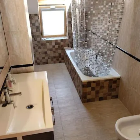 Alojamiento Apartamento *